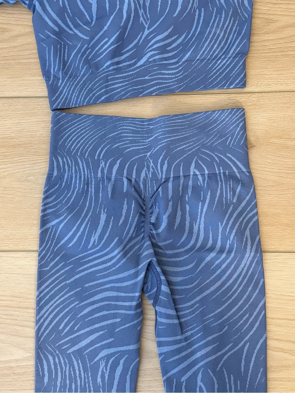 Matching Workout Set - Picture 4 of 4